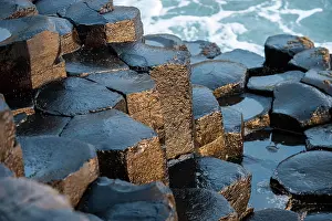 300517: Basalt columns at the Giant's Causeway, Causeway