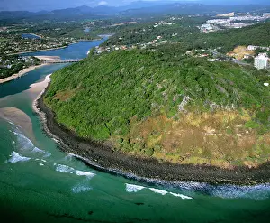 Burleigh: Basalt hill Burleigh Head National Park, Tallebudgera