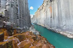 Basalt: Basalt rock formations at canyon Studlagil - Austurland