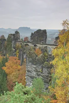 Platform: Bastei Bridge in autumn Saxon Switzerland National