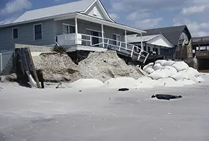 Destroying: Beach Erosion Destroying Houses, NC