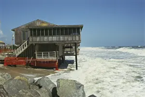 Foundation: Beach House Threatened by Rising Sea Levels