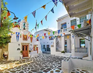Motor: Beautiful morning view of small square decorated