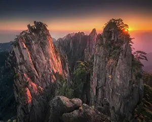 Huangshan: Beautiful sunrise in mount Huangshan. Its a UNESCO