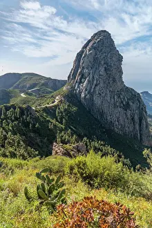 Canary: Beautiful view from the Mirador de los Roques in