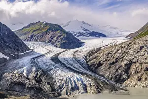 Glaciers: The Berendon Glacier in the coast mountains of British Columbia