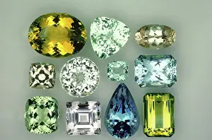 Peach: Beryl Gemstones