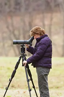 Spotting: Birdwatcher - using Spotting Scope