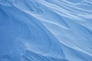 Winds: Blue Ice Designs created by strong winds form in