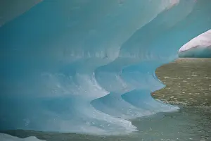 Change: Blue iceberg glows in Shakes Lake
