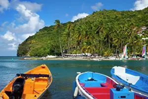 Lucia: Boats in the tiny harbor at Marigot Bay