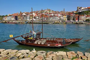 Douro: Boats for transporting port wine casks on the River