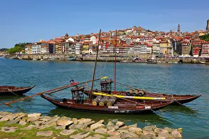 Douro: Boats for transporting port wine casks on the River