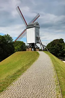 Brugge: Bonne Chieremolen windmill, Bruges, Belgium