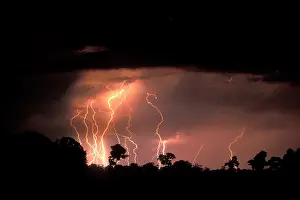 Khwai: Botswana, Moremi Game Reserve, Lightning