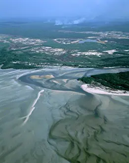Bushfire: Boucaut Bay, aerial sandy beach & mangrove, bushfire
