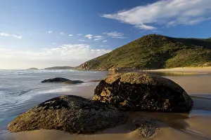 Whisky: Boulders on beach - in Whisky Bay