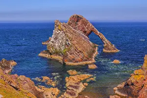 130319: Bow Fiddle Rock - natural sea arch made of quarzite