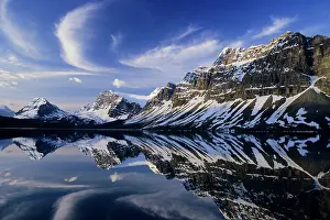 Crowfoot: Bow Lake, Crowfoot Mountain and Glacier