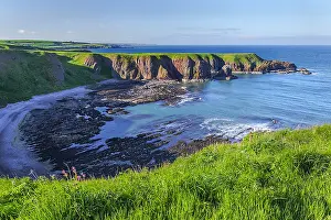 130319: Bowdun Head - coastal view towards Bowdun headland