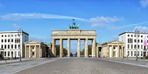 Berlin: Brandenburg Gate with copy space Copyspace Panorama