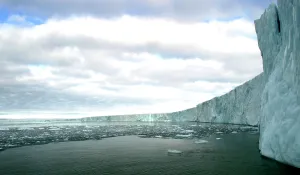 Brasvell: Brasvells Glacier. 200 km long