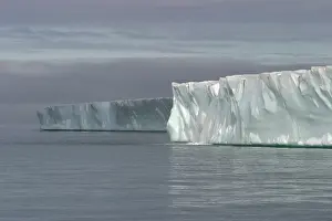 Brasvell: Brasvell's Glacier - 200 km long