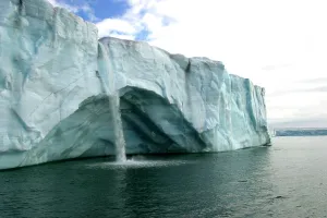 Brasvell: Brasvells Glacier - 200 km long