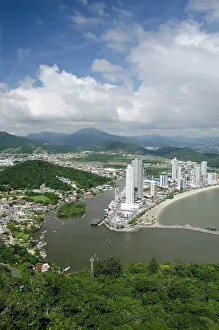 Porto: Brazil, Santa Catarina, Camboriu. Balneario