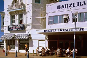 Restaurants: Breakfast in coffee shop in Coogee Sydney