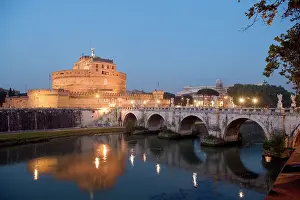 Sant: Bridge crossing Tiber River - Castel Sant'angelo