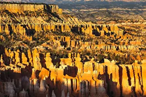 Chain: Bryce Amphitheatre at sunset, Bryce Canyon National