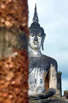 Royal: Buddha Statue between pillars, Wat Mahathat Temple, Royal Sa