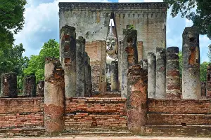 Statue: Buddha Statue at Wat Si Chum Temple, Sukhothai, Thailand
