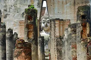 Statue: Buddha Statue at Wat Si Chum Temple, Sukhothai, Thailand