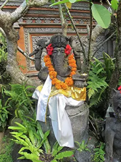 Garland: Buddhism Statue