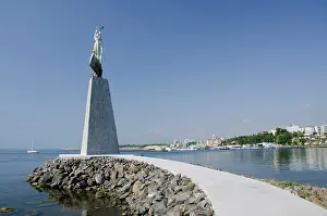 Walkway: Bulgaria, Nessebur (aka Nessebar or Nesebar)