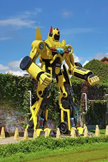 Pier: Bumblebee Transformer Statue at the Pier 2 Art Center, Kaohs