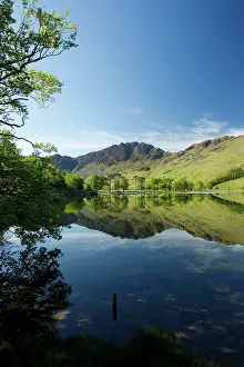 Fells: Buttermere - Fells reflected in lake