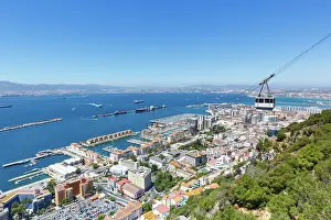Gibraltar: Cable car copyspace text free space landscape travel