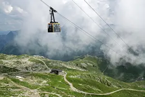 Cable: Cable car, gondola of the Nebelhorn Cable Car to