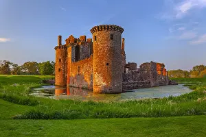 130319: Caerlaverock Castle - historic castle ruin in last