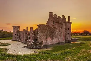 130319: Caerlaverock Castle - historic castle ruin with