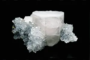 Fluorescence: Calcite with quartz