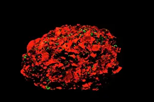 Fluorescent: Calcite in UV light