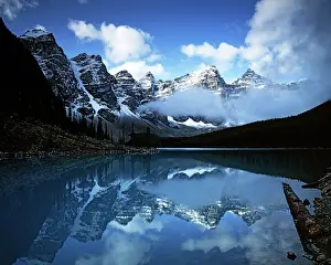 Gurche: Canada, Alberta, Banff National Park, Lake