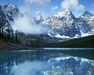 Altitude: Canada, Alberta, Banff National Park, Lake