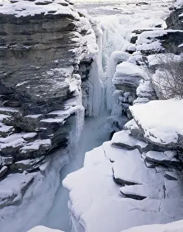 Parkway: Canada, Alberta, Sunwapta Falls, Jasper