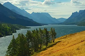 Waterton: Canada, Alberta, Waterton Lakes National