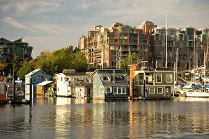 Condo: CANADA, British Columbia, Victoria. Inner